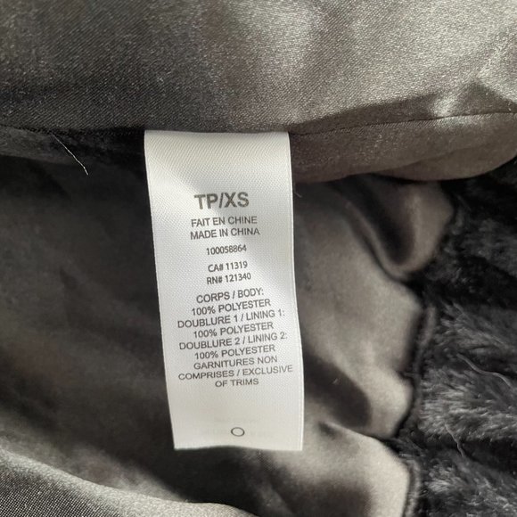 Garage - Fluffy coat - Size XS - Black - NWOT - Picture 5 of 6